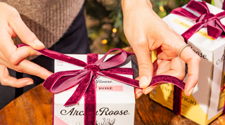 Fine Dining Lovers: Your Holiday Drinks Guide - Because Every Gift Tastes Better Sipped